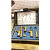 Image 1 : MASTER TOOL UNIVERSAL A/C ADAPTOR KIT