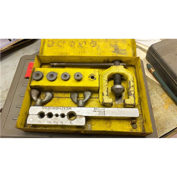 WEATHERHEAD DOUBLE FLARING TOOL