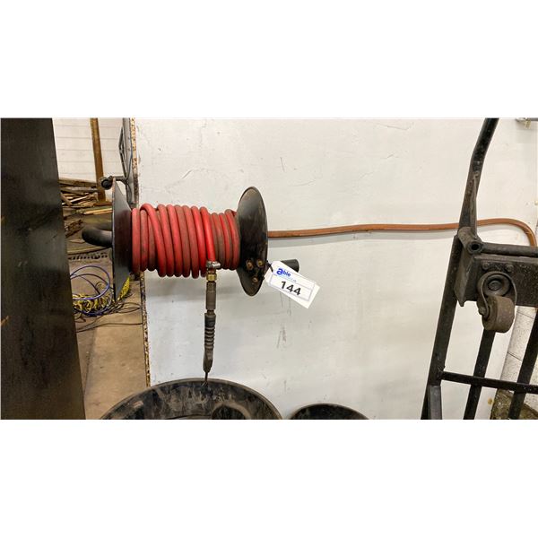 AIR HOSE REEL-MUST BE REMOVED FROM WALL