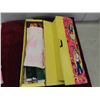 Image 2 : A Tote for Beautiful Crissy Velvet Fashions 1971 Ideal 