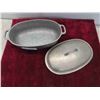 Image 2 : Vintage Griswold No.3 Cast Aluminum Oval Roaster 