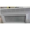 Image 2 : Frigidaire Microwave with Above Stove Vent