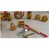 Image 8 : Vintage Dishes : Mugs, Cookie Jar, Salt/Pepper & More 