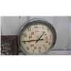 Image 2 : West Clox Railway Via 14'' Diam. Clock , Heat