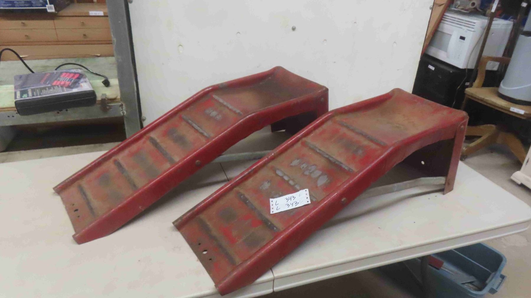 Set of Metal Car Ramps