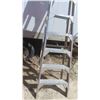 Image 2 : Aluminum Step Ladder 8ft 