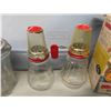 Image 2 : Kitchen Gadgets, Sifters, Toasterm Egg Beaters