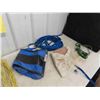 Image 5 : Feed Bags , Leads