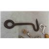 Image 3 : Vintage Hardware & Cast Hooks 