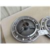 Image 5 : 2 Super Spinner Hubcaps 