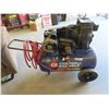 Image 1 : Campbell Hausfeld Portable Air Compressor 