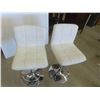 Image 4 : 2 Modern Swivel Leather/Leather Style Bar