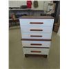 Image 1 : Painted Dresser