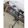 Image 1 : Floor Spider Lamp 5 Pendant