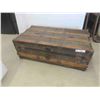 Image 1 : Old Trunk 12'' x 36'' x 20'' 