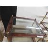 Image 7 : 2 Stands (1) 23'' x 26'' x 30'' with 3 Tiers , (1) 16'' x 22'' x 