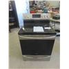 Image 1 : Frigidaire Gallery 30'' Free Standing Electric Range 