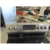 Image 2 : Frigidaire Gallery 30'' Free Standing Electric Range 