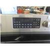 Image 4 : Frigidaire Gallery 30'' Free Standing Electric Range 