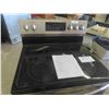Image 6 : Frigidaire Gallery 30'' Free Standing Electric Range 