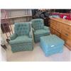 Image 1 : 2 Swivel Rolling Living Room Chairs, 1 Ottoman
