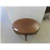 Image 3 : Stand with Carved Detailing 19'' x 25 1/2'' x 