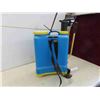 Image 2 : Backpack Sprayer 