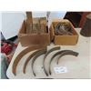 Image 1 : Assortment of Brake Shoes for Drum Brakes 