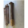 Image 2 : 5 Vintage Wood Posts, Tallest 50''