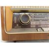 Image 7 : Vintage Grundig Fleetwood Tube Radio with 5 Bands