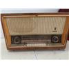 Image 9 : Vintage Grundig Fleetwood Tube Radio with 5 Bands