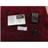 Image 1 : 2 Radios 'Realistic' + 'Grundig' , Earphones 
