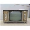 Image 1 : Vintage Canadian General Electric Television Receiver. 