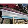 Image 1 : Pallet of Metal House Trim, Red/Teal - Details 