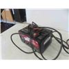 Image 2 : Motomaster Battery Charger 