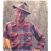 Image 11 : FRED BEAR SIGNED ORIGINAL BOW & PERSONAL HAT