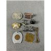 Image 2 : Vintage Case w/ Lots of Vintage Pairs of Cufflinks, Tie Bars, Tie Pins, Coins, Pins, etc