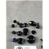 Image 2 : 15 Pcs Of Victorian (Late 1800's) Black Glass Buttons, Beads,etc
