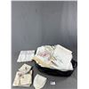 Image 1 : Lot Of Embroidered & Crochet Cloth Table Settings