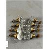 Image 2 : 8 Antique Glass and Brass Drawer Pulls