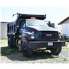 Image 8 : 2002 GMC 8500 Dump Truck