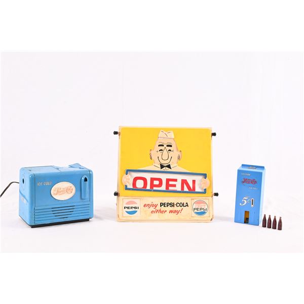 (3)Vintage Pepsi Advertisement Items