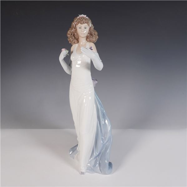 Lladro Porcelain Figurine, Anticipation 1006608