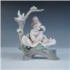 Image 1 : Lladro Porcelain Figurine, Born in Springtime 1006920