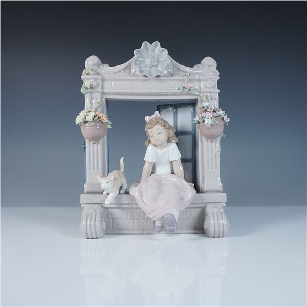 Lladro Porcelain Figurine, Childhood Dreams 1006817