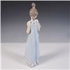 Image 4 : Lladro Porcelain Figurine, Spring Token 1005604