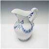 Image 2 : Bing & Grondahl Empire Pattern Pitcher