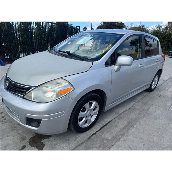 NISS VERSA 2011 APP-DUP-SALV-T-DON SMOG