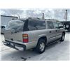 Image 3 : CHEV SUBURBAN 2002 APP  DUP/T-DON