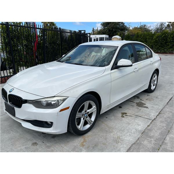 BMW 320I 2015 O/S TITLE 2 DAYS